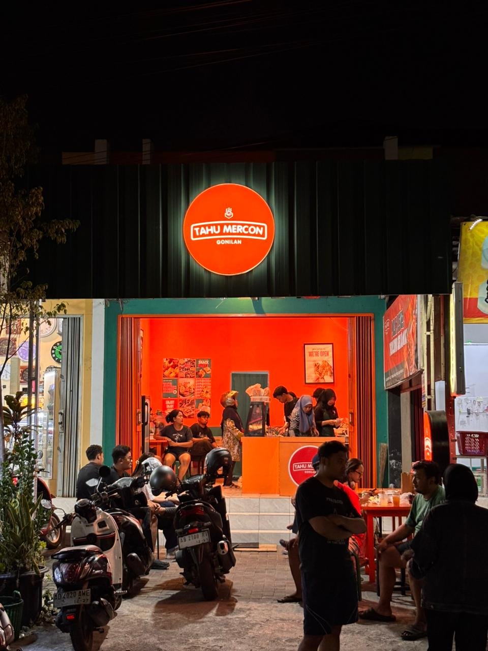 Cabang ramai pelanggan